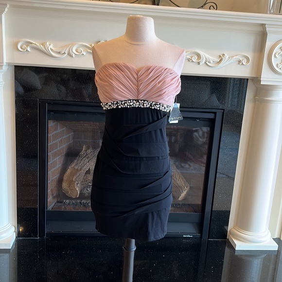 City Triangles Dress Party Semi Formal Formal Fitting New Womens Small Cocktail - Picture 4 of 16